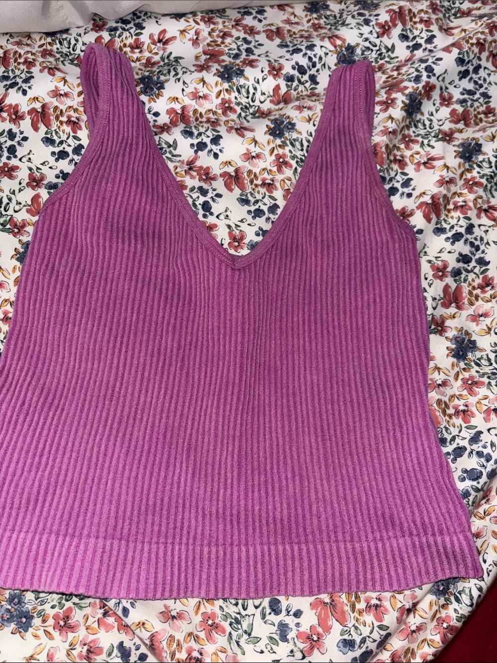 Ribbed V-Neck Tank Top - Magenta